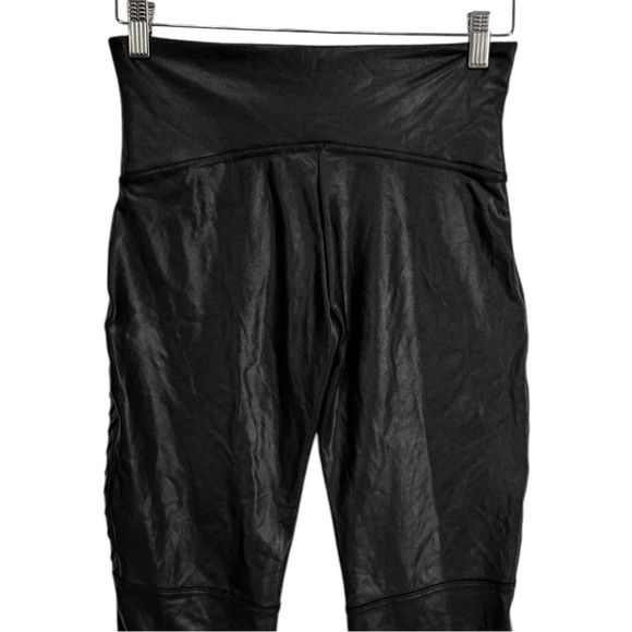 Spanx Faux leather High Waist Moto Leggings Size Large
A210 - Picture 6 of 10